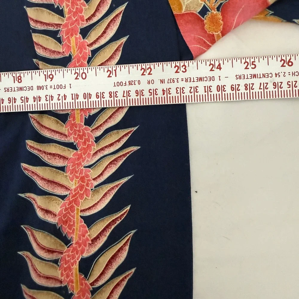 Royal Creations Mens Hawaiian Shirt Navy Blue Hibiscus Floral Made in Hawaii L
